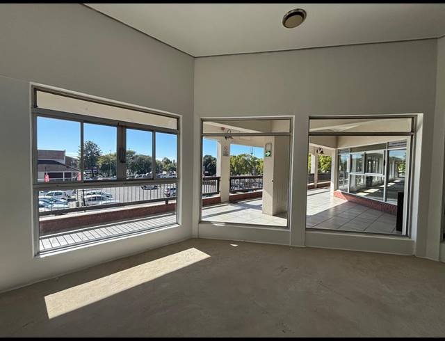 501M² RETAIL TO LET IN DURBANVILLE CENTRAL